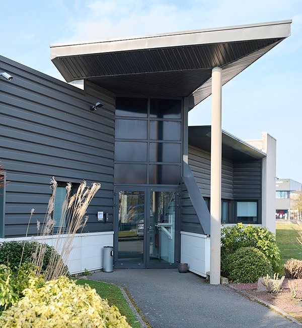 Photographie de la devanture des locaux de Gexco Nord-Ouest à Rouen. 301 Rue Clément Ader, 27000 Evreux